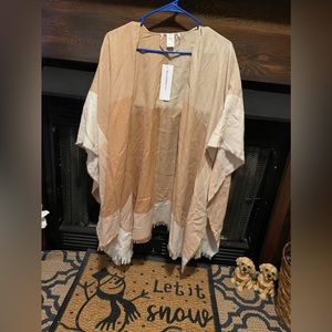 🆕 Liz Claiborne Plaid Wrap